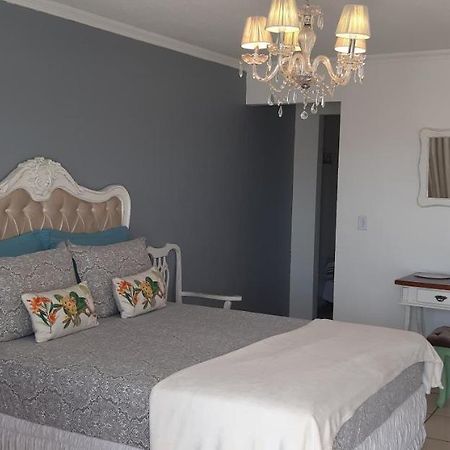 Pousada Cris Garden Bed&Breakfast Foz do Iguaçu Dış mekan fotoğraf